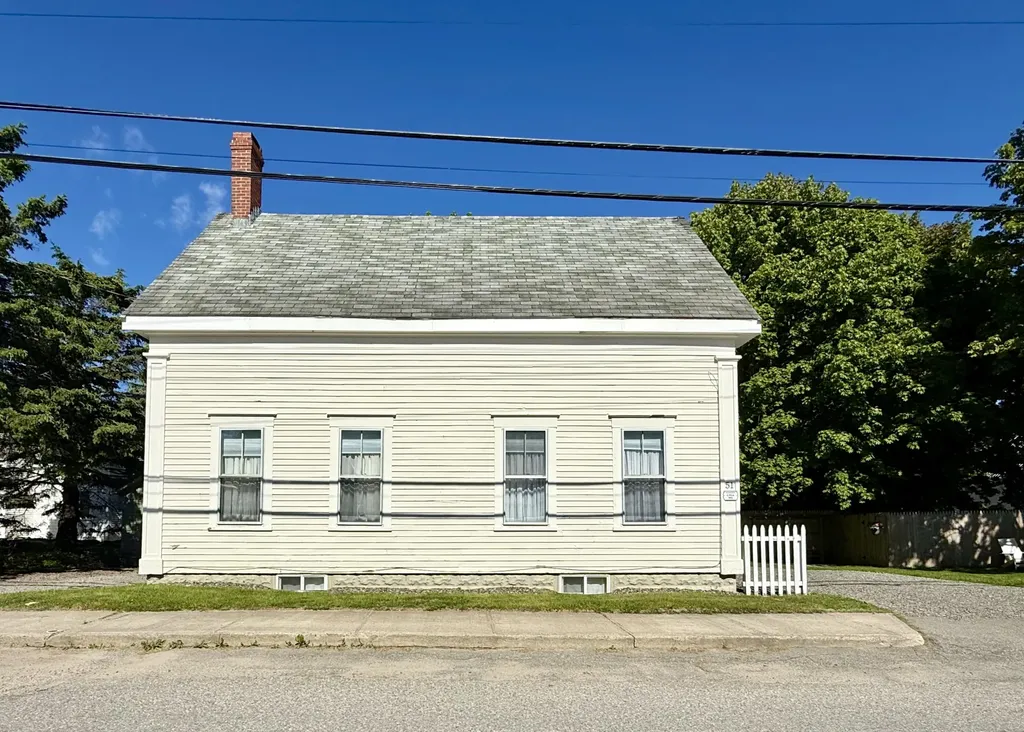 51 High Street Eastport ME 04631