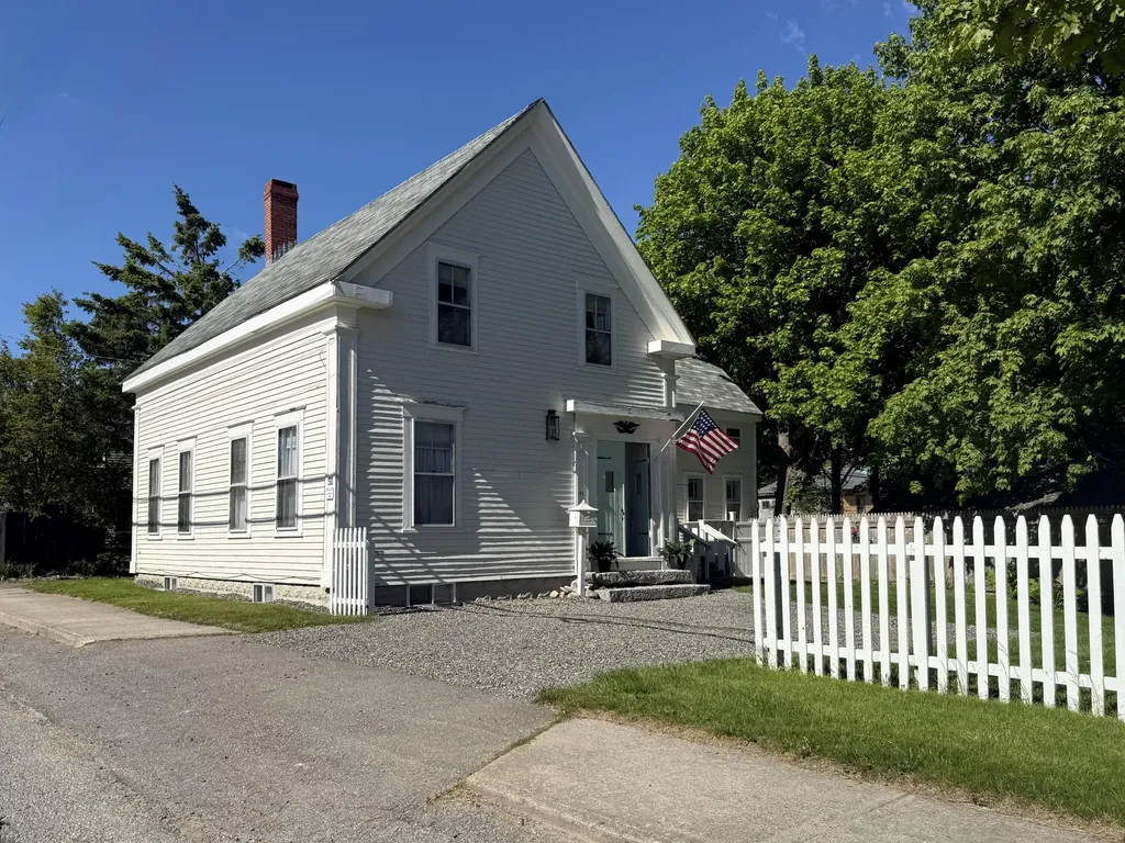 51 High Street Eastport ME 04631