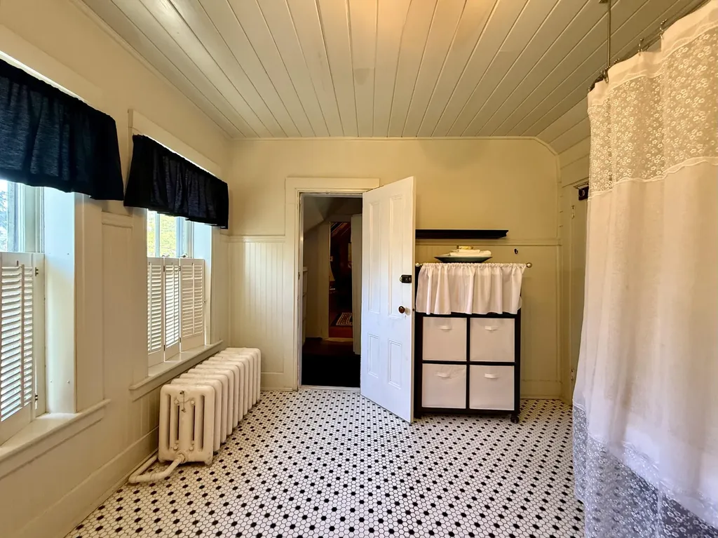 51 High Street Eastport ME 04631