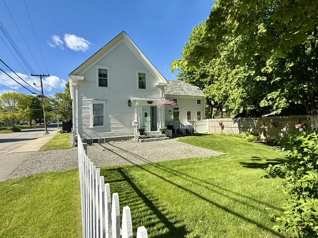 51 High Street Eastport ME 04631
