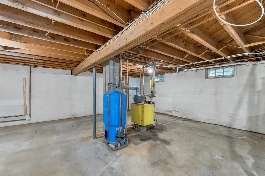 5 Joy Street Sanford ME 04083