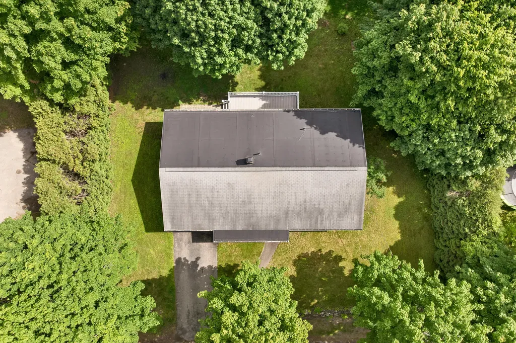5 Joy Street Sanford ME 04083