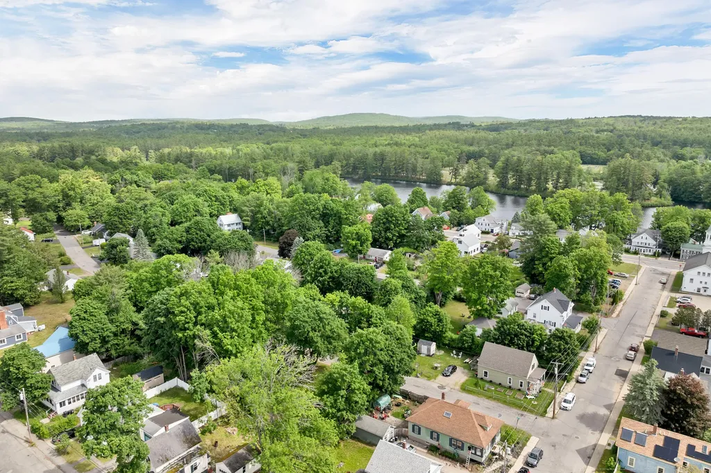 5 Joy Street Sanford ME 04083