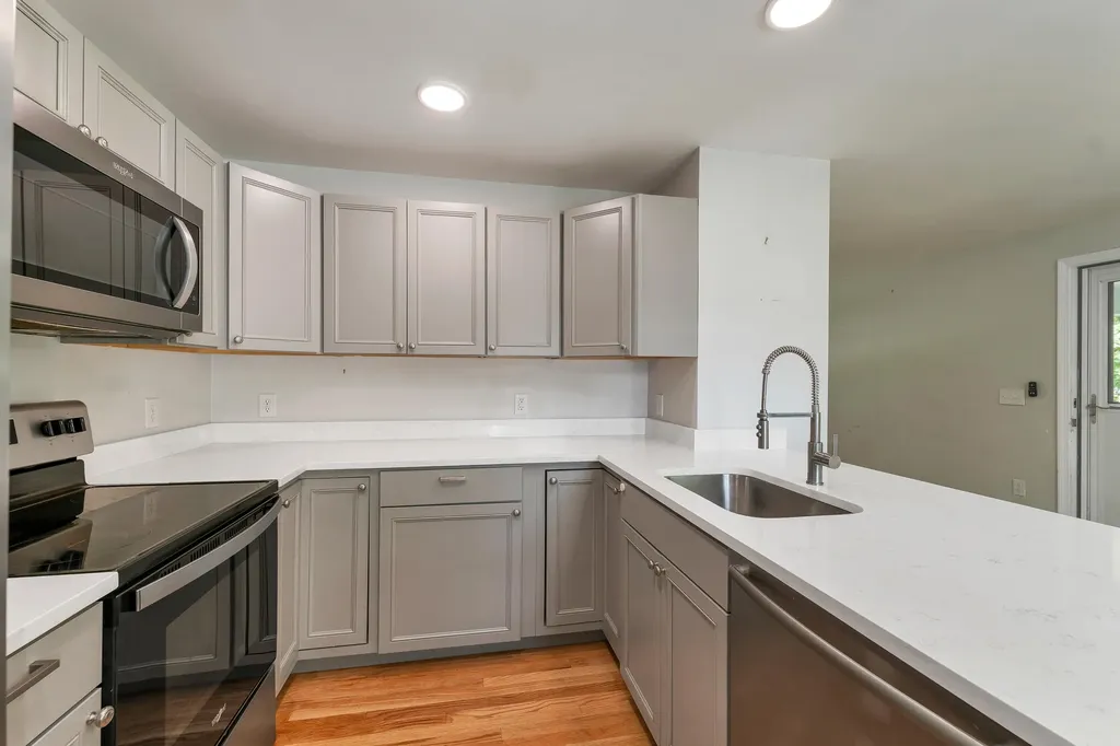 5 Joy Street Sanford ME 04083