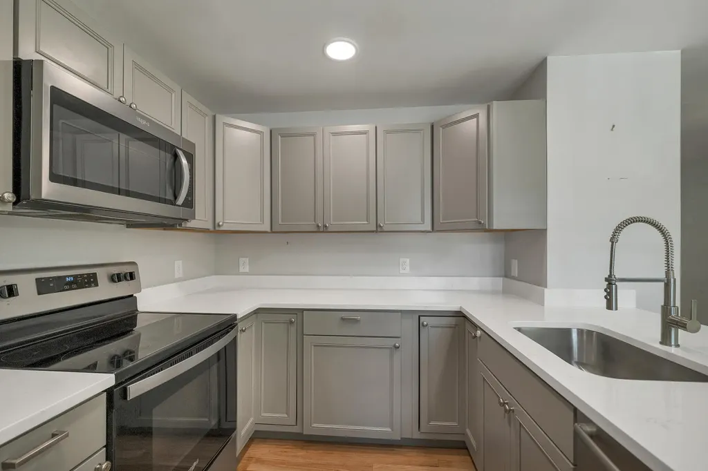 5 Joy Street Sanford ME 04083