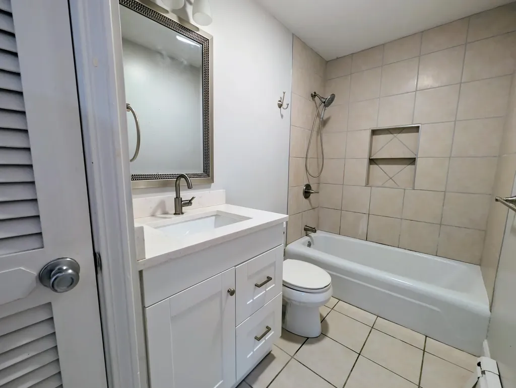 5 Joy Street Sanford ME 04083