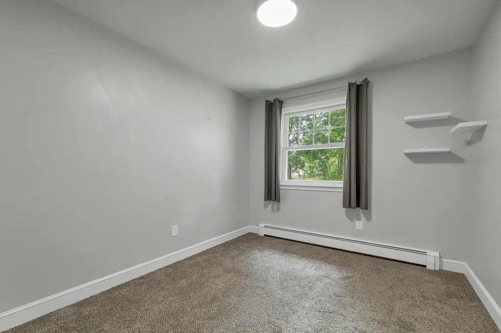 5 Joy Street Sanford ME 04083
