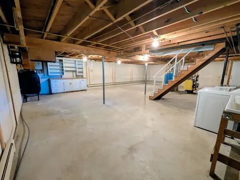 5 Joy Street Sanford ME 04083