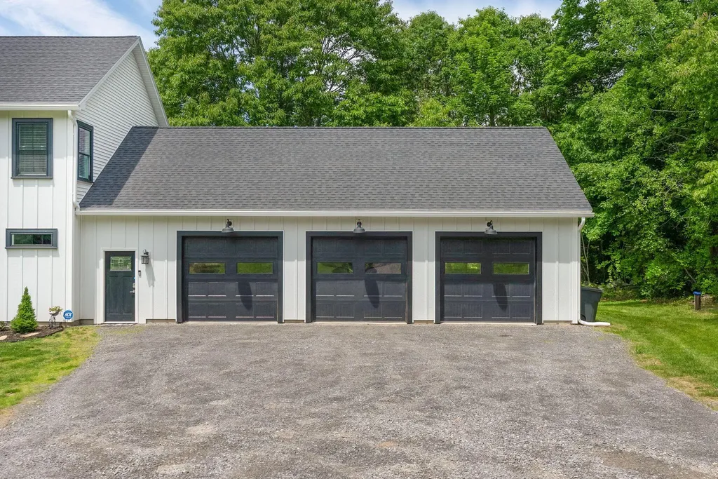 544 Whitefield Road Pittston ME 04345