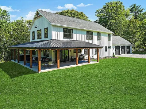 544 Whitefield Road Pittston ME 04345