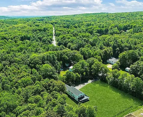 544 Whitefield Road Pittston ME 04345