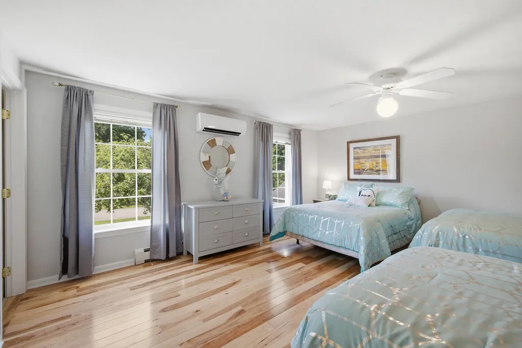 80 Stratford Place Kennebunk ME 04043