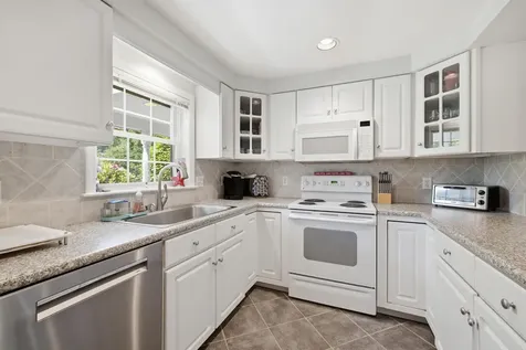 80 Stratford Place Kennebunk ME 04043