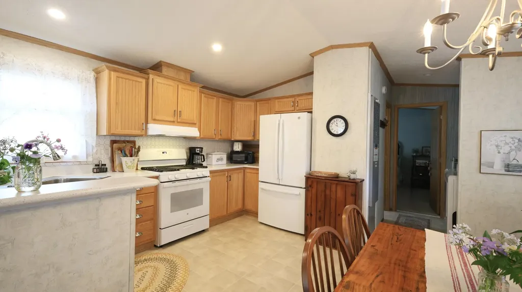 45 Woodside Drive Lisbon ME 04250