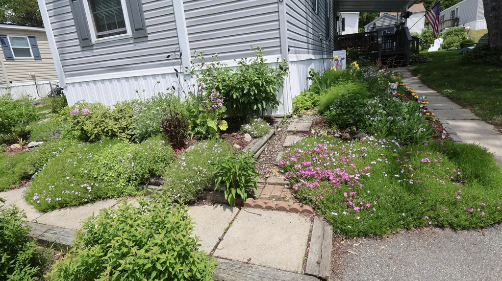 45 Woodside Drive Lisbon ME 04250