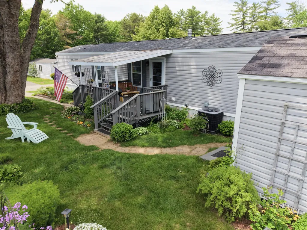 45 Woodside Drive Lisbon ME 04250