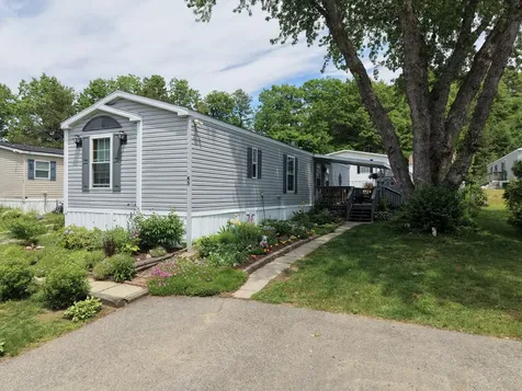 45 Woodside Drive Lisbon ME 04250