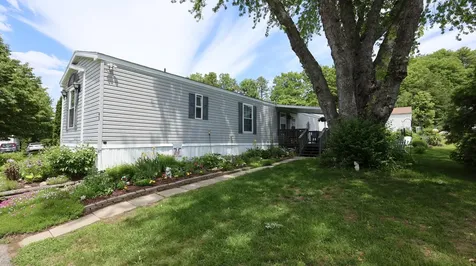45 Woodside Drive Lisbon ME 04250