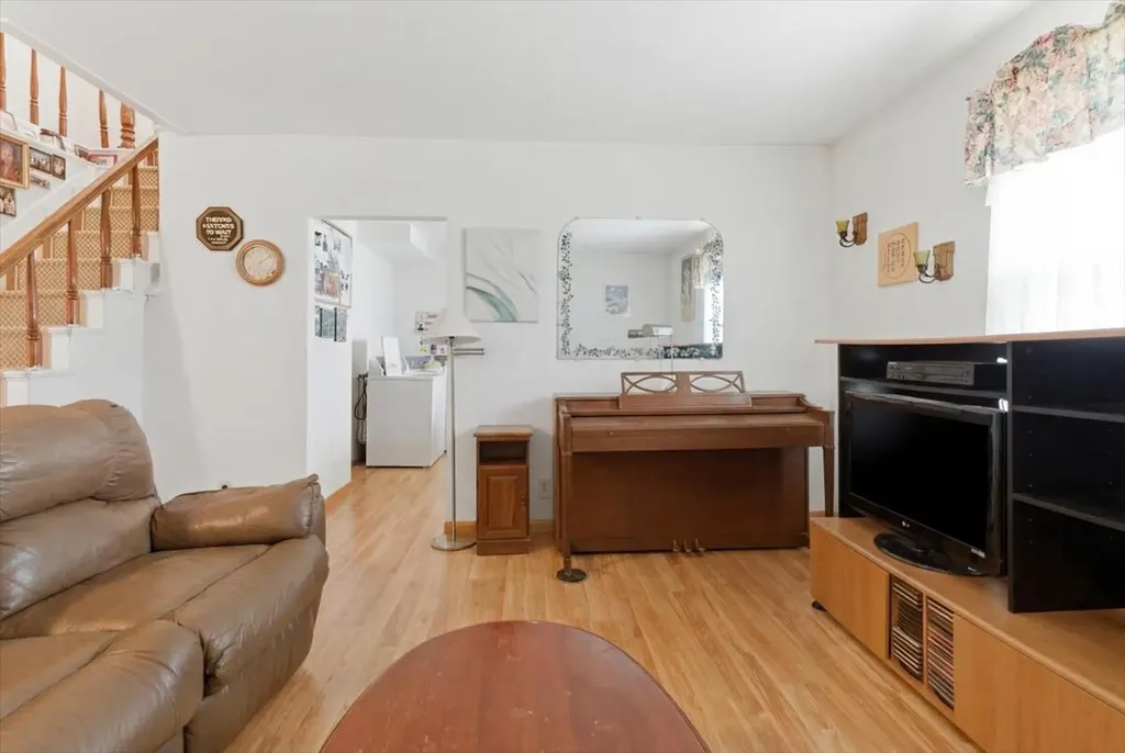 51 Northern Avenue Farmingdale ME 04345