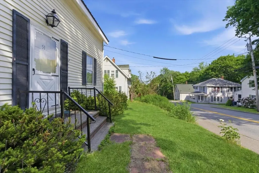 51 Northern Avenue Farmingdale ME 04345