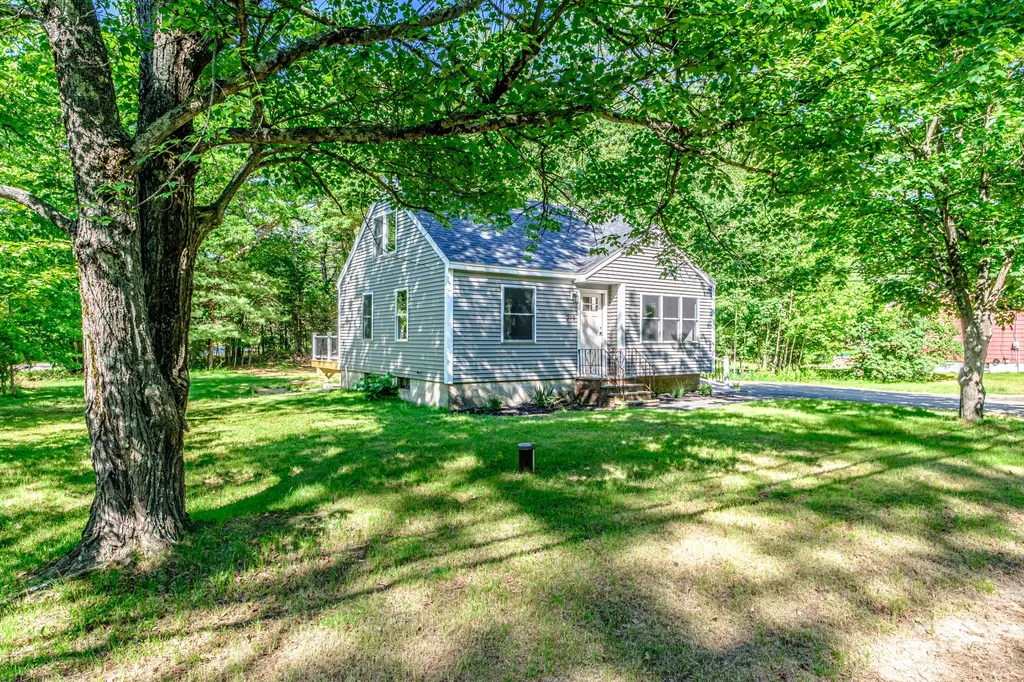 219 Broadturn Road Scarborough ME 04074