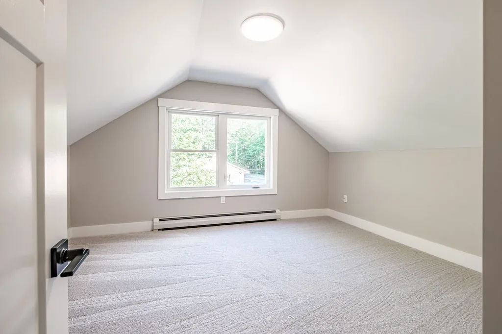 219 Broadturn Road Scarborough ME 04074