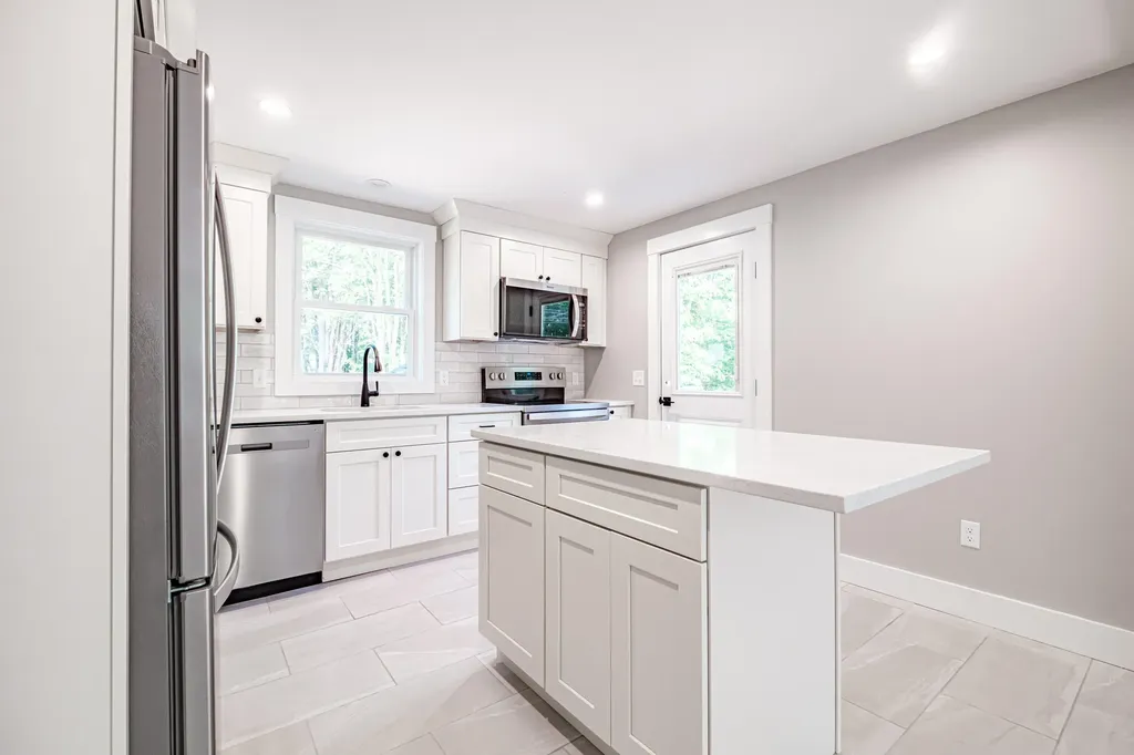 219 Broadturn Road Scarborough ME 04074