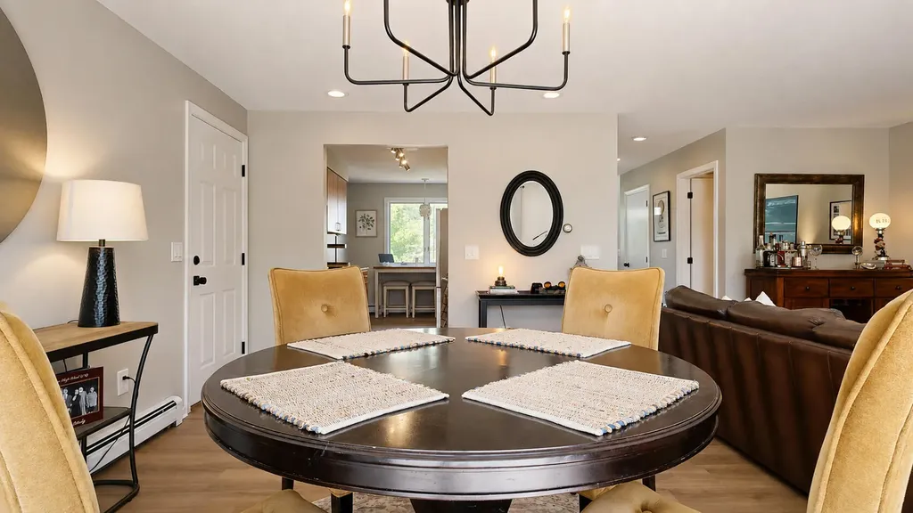 14 Whistler Landing Scarborough ME 04074