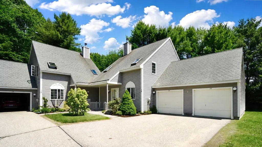 14 Whistler Landing Scarborough ME 04074