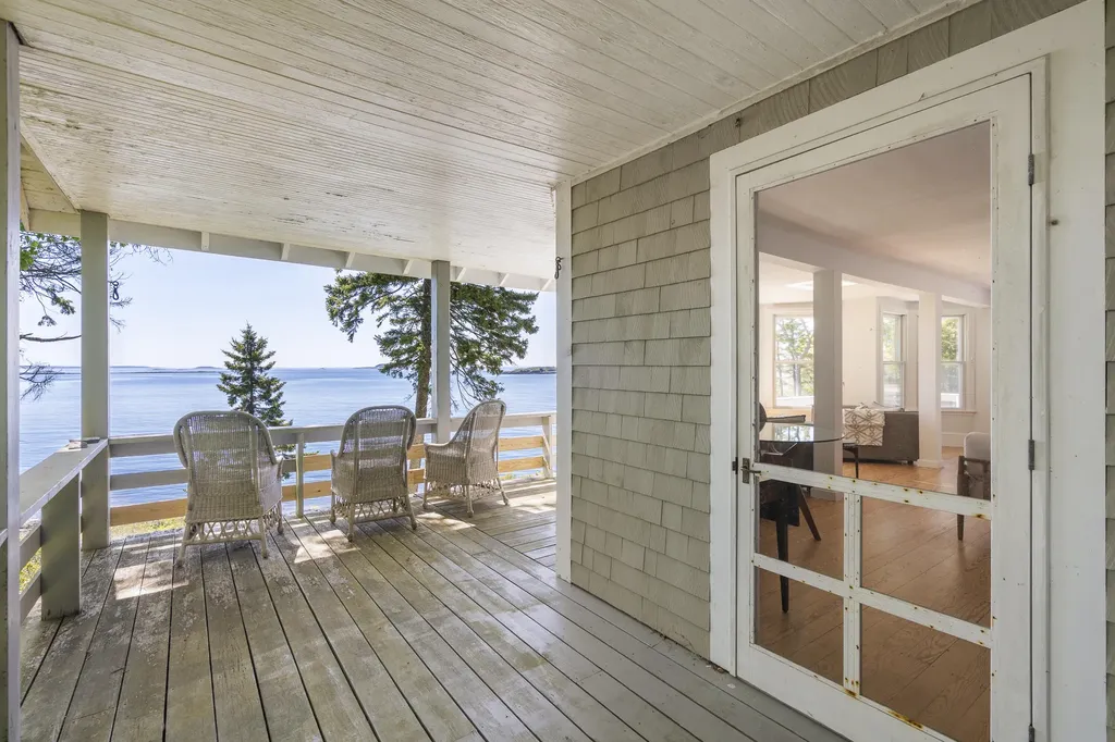 42 Ferris Road Harpswell ME 04066