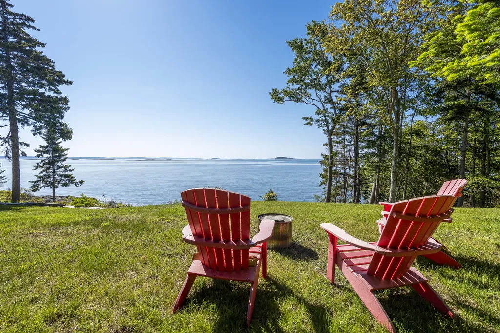 42 Ferris Road Harpswell ME 04066