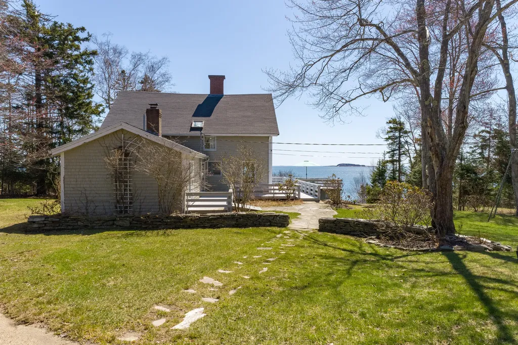 42 Ferris Road Harpswell ME 04066