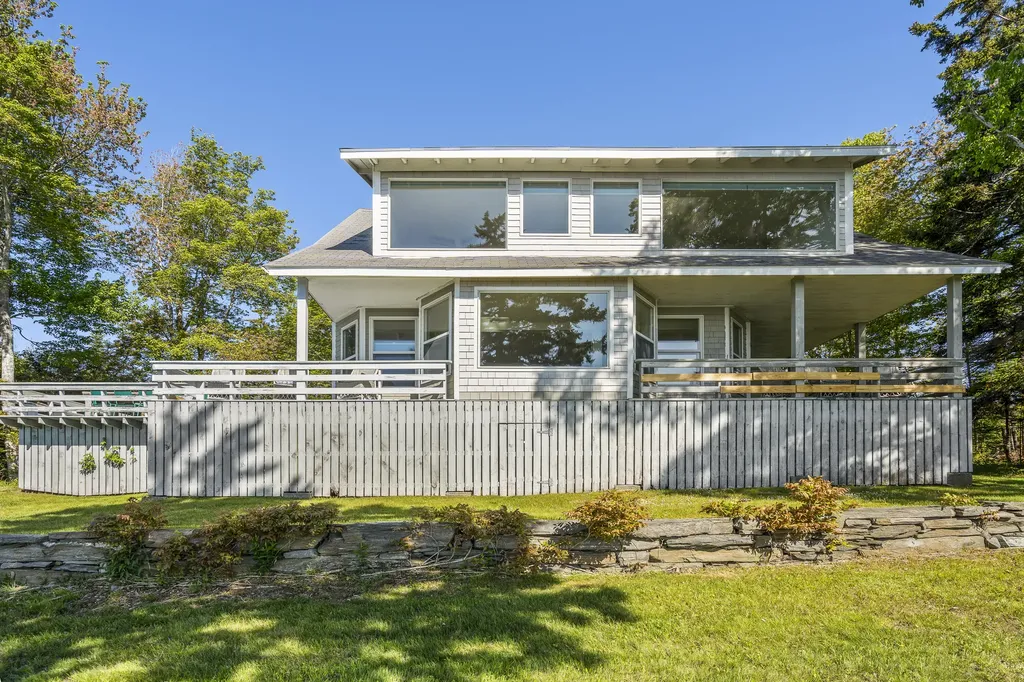 42 Ferris Road Harpswell ME 04066