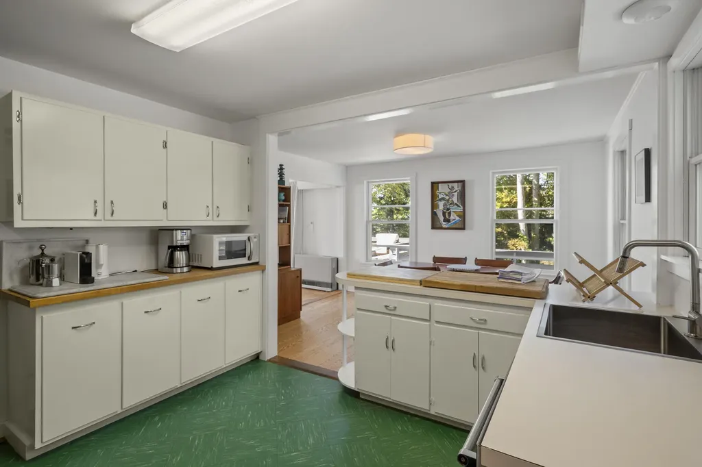 42 Ferris Road Harpswell ME 04066
