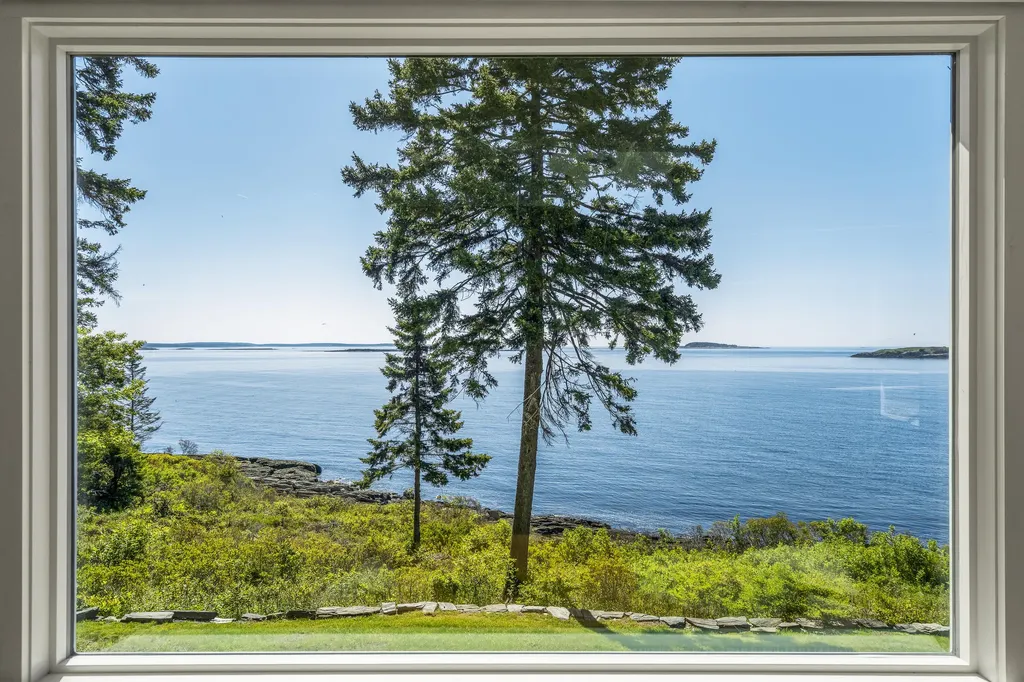 42 Ferris Road Harpswell ME 04066