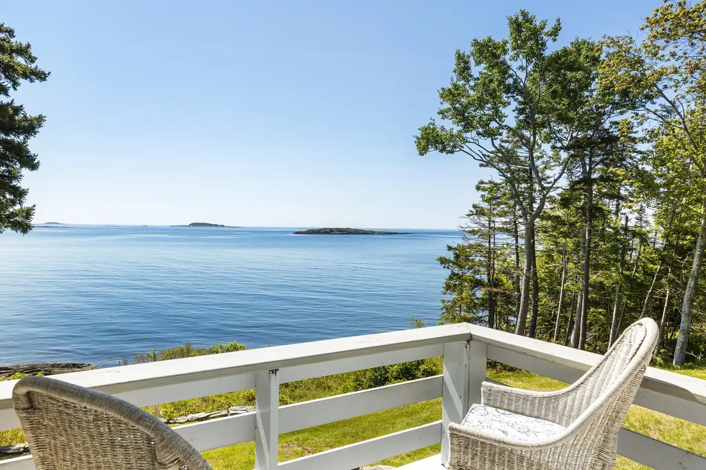 42 Ferris Road Harpswell ME 04066
