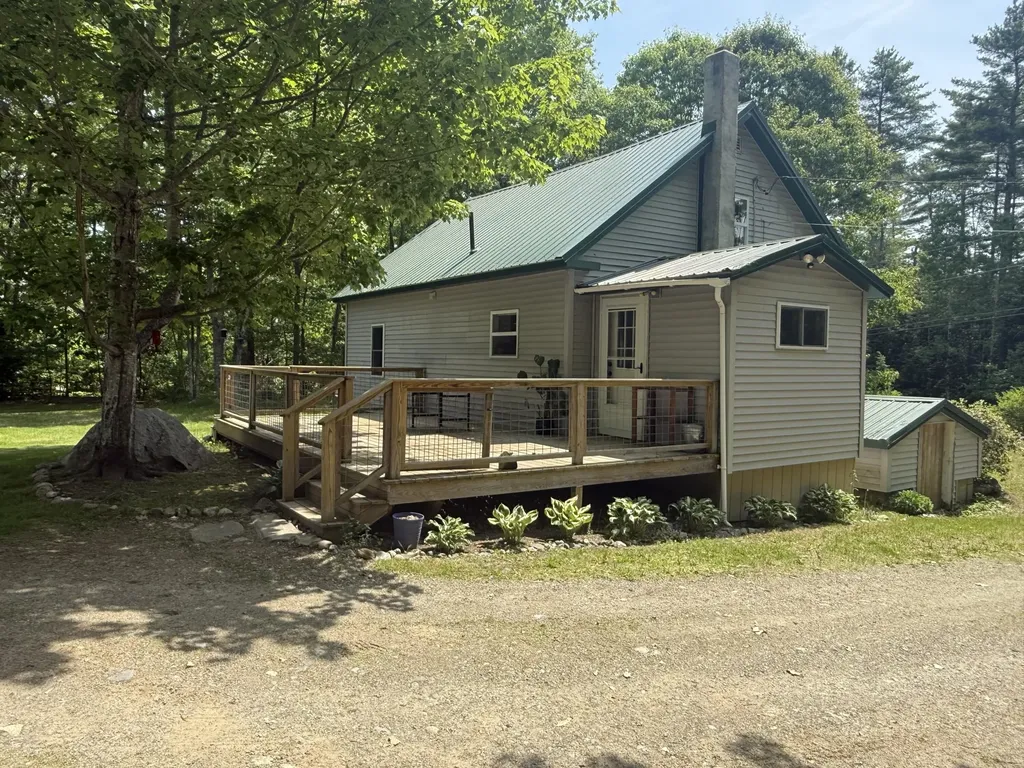 131 Weymouth Road Morrill ME 04952
