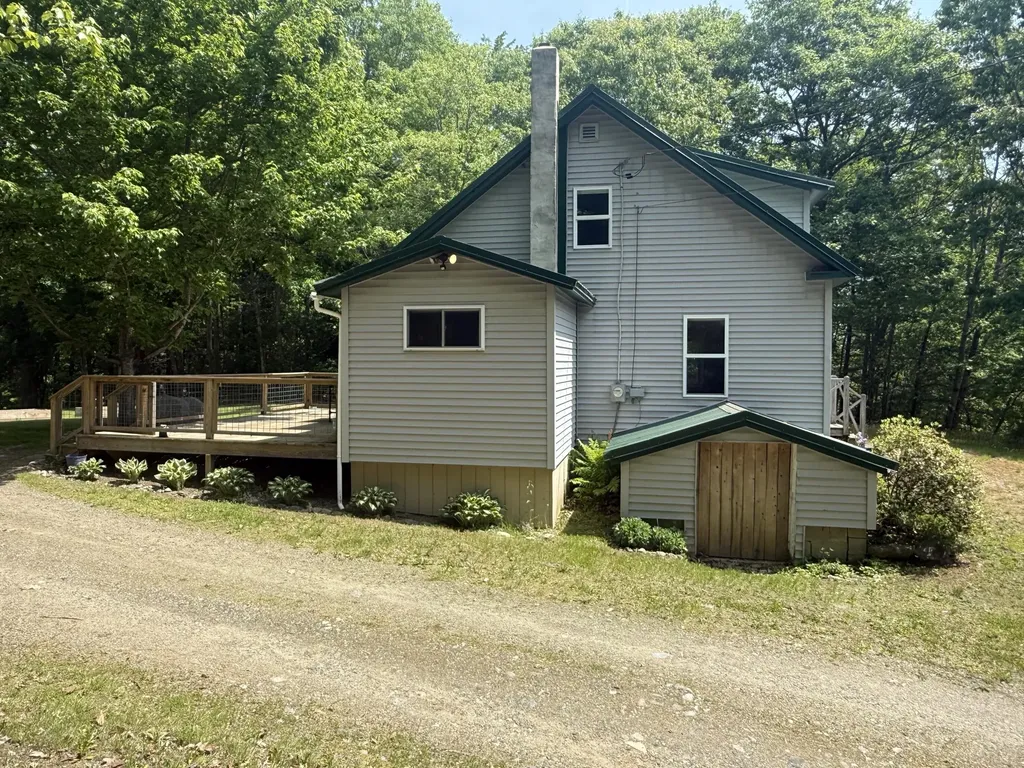 131 Weymouth Road Morrill ME 04952