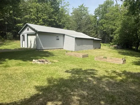 131 Weymouth Road Morrill ME 04952