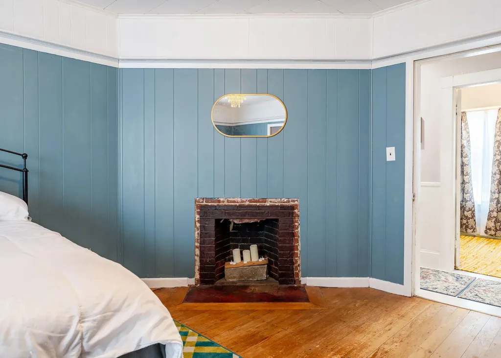 57 Washington Street Rumford ME 04276