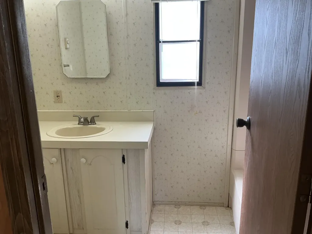 79 Sparrow Drive Augusta ME 04330