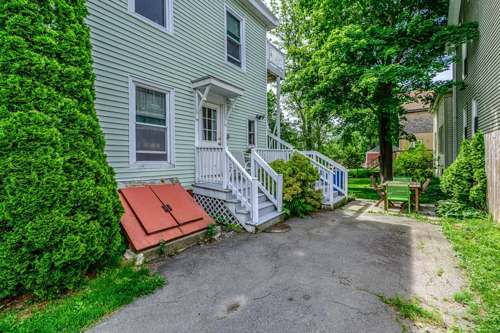 20 Sawyer Street Portland ME 04103