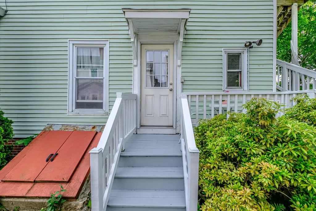 20 Sawyer Street Portland ME 04103