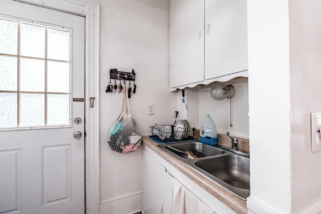 20 Sawyer Street Portland ME 04103