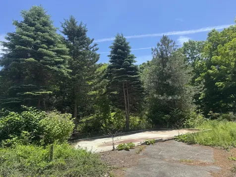 19 River Road York ME 03902