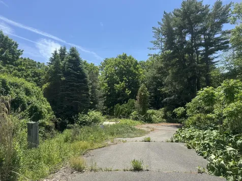 19 River Road York ME 03902