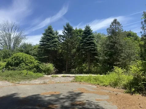 19 River Road York ME 03902