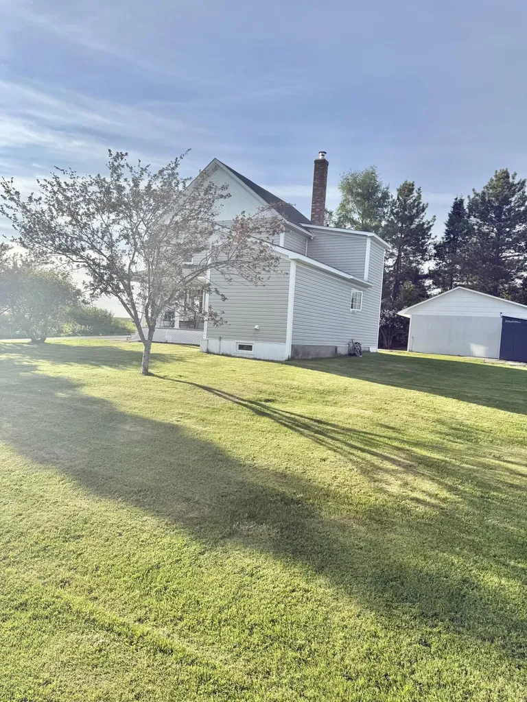 18 Talbot Road Madawaska ME 04773