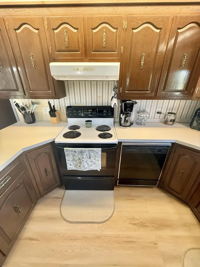 18 Talbot Road Madawaska ME 04773