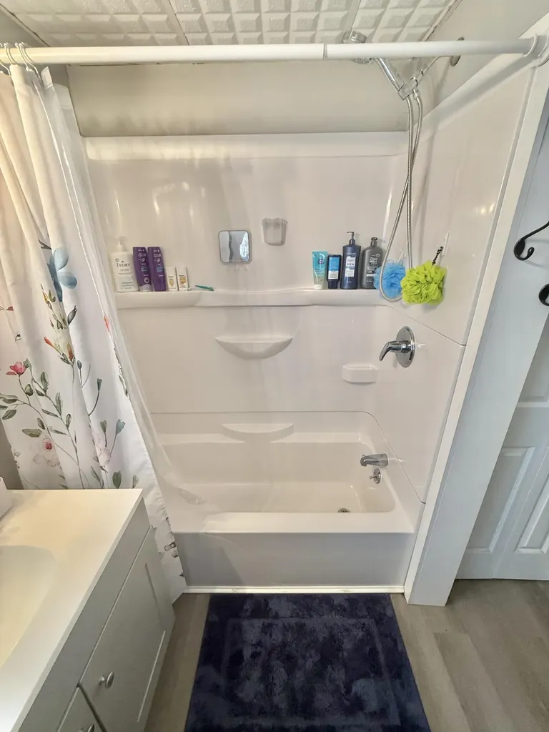 18 Talbot Road Madawaska ME 04773